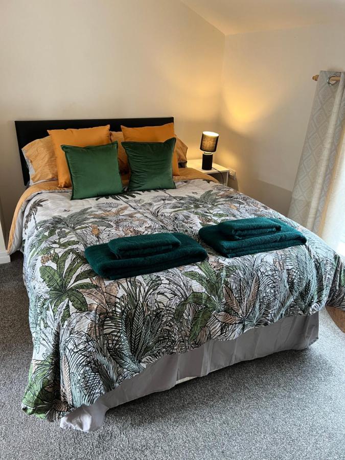 The Hideaway Holywell 1 Apartment Luaran gambar